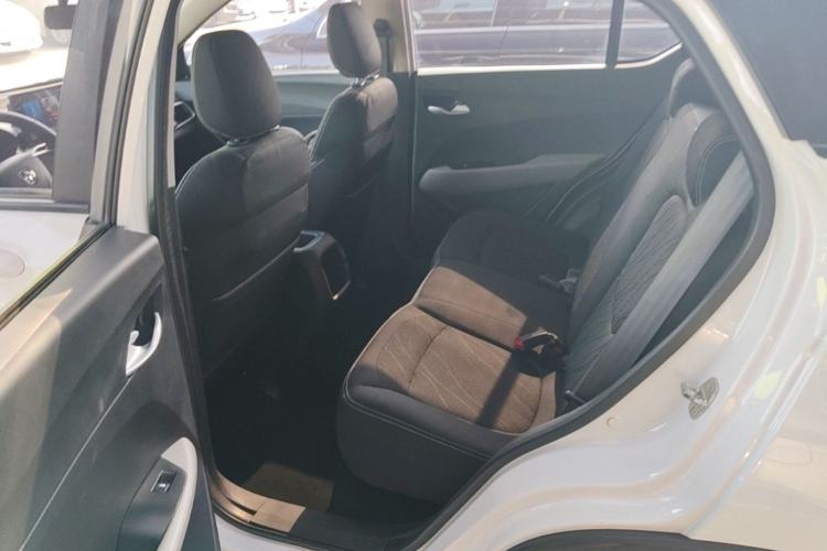 Used Baojun 510 2019 1.5L Manual Jingxiang Model 73kW China VI Emission Standard Left Rear Seat