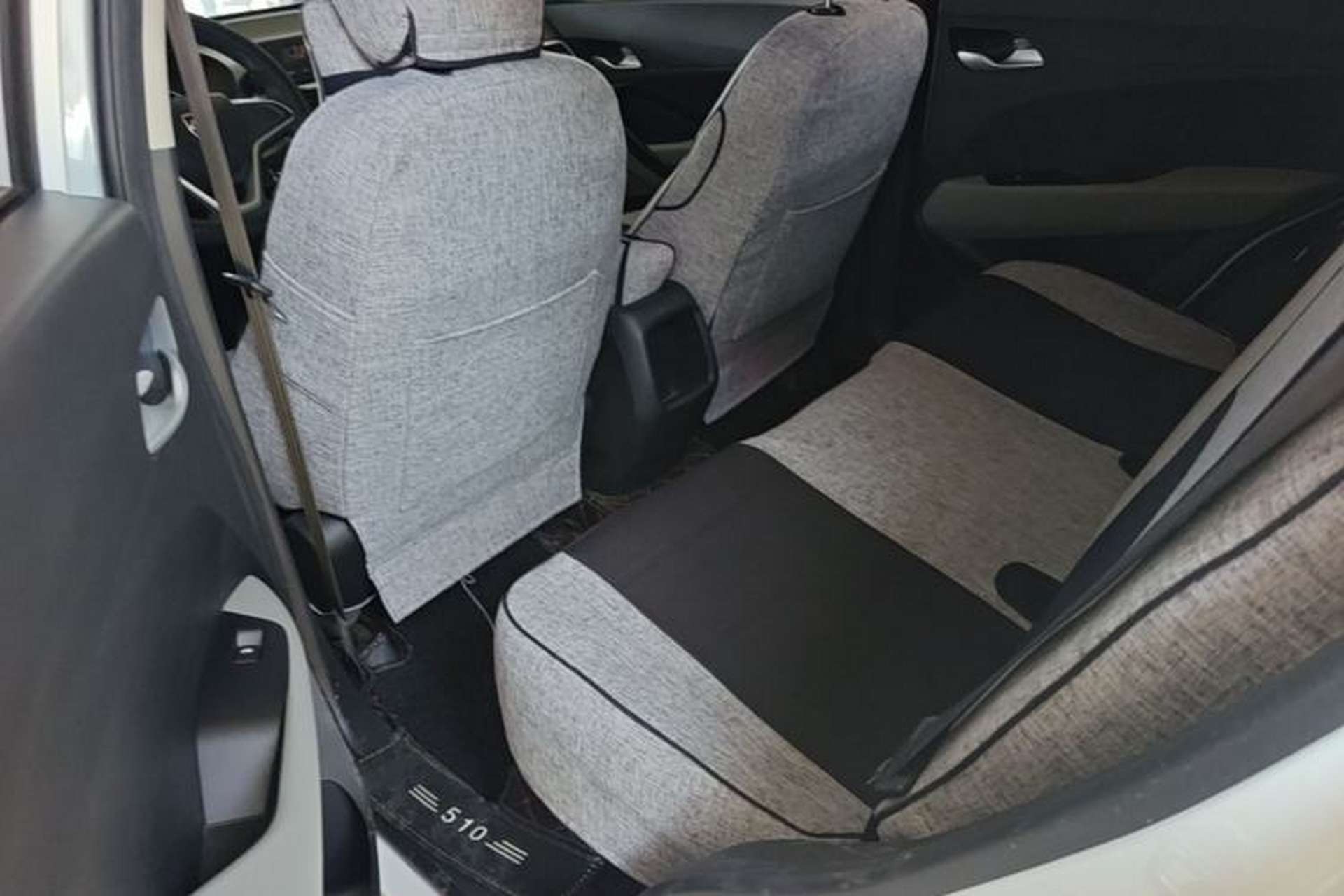 Used Baojun 510 2019 1.5L Manual Jingxiang Model 77kW China VI Emission Standard Left Rear Seat