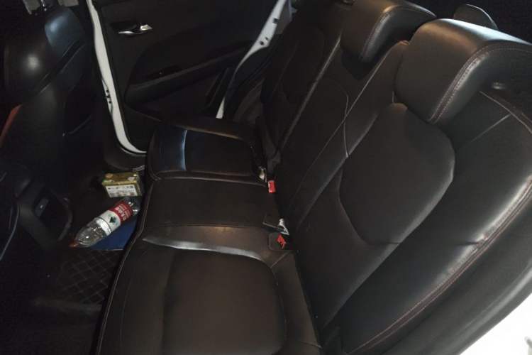 Used Baojun 510 2019 1.5L CVT Enjoyment Model China VI Emission Standard Left Rear Seat