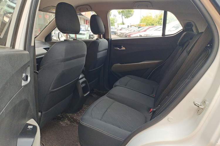 Used Baojun 510 2019 1.5L CVT Enjoyment Model China VI Emission Standard Left Rear Seat