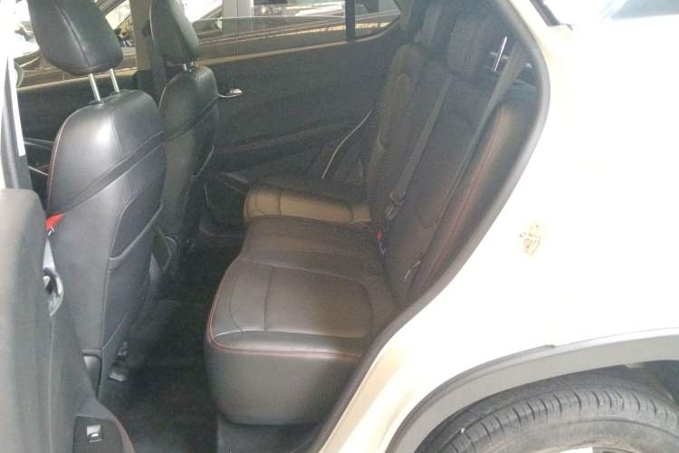 Used Baojun 510 2019 1.5L CVT Enjoyment Model China VI Emission Standard Left Rear Seat