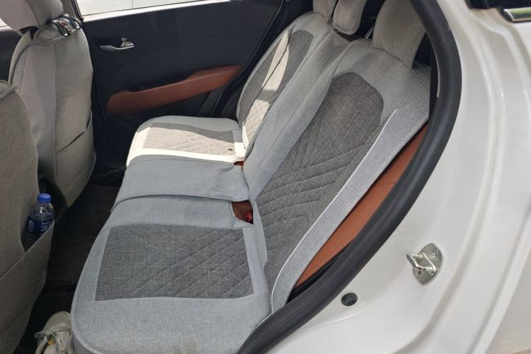 Used Baojun 510 2019 1.5L Manual Enjoyment Model 77kW China VI Left Rear Seat
