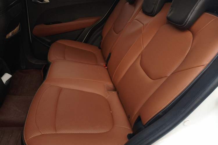 Used Baojun 510 2019 1.5L Manual Enjoyment Model 77kW China VI Left Rear Seat