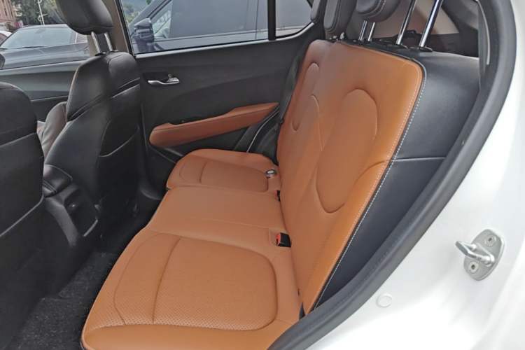 Used Baojun 510 2019 1.5L Automatic Prestige Edition China V Left Rear Seat