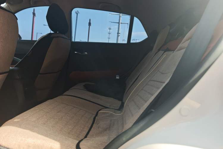 Used Baojun 510 2019 1.5L Automatic Prestige Edition China VI Left Rear Seat