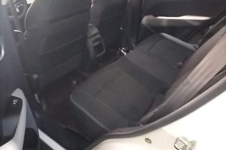 Used Baojun 510 2019 1.5L CVT Enjoyment Model China VI Emission Standard Left Rear Seat