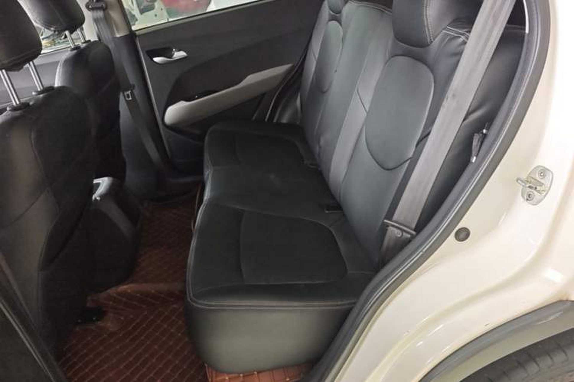 Used Baojun 510 2019 1.5L Manual Jingxiang Model 77kW China VI Emission Standard Left Rear Seat