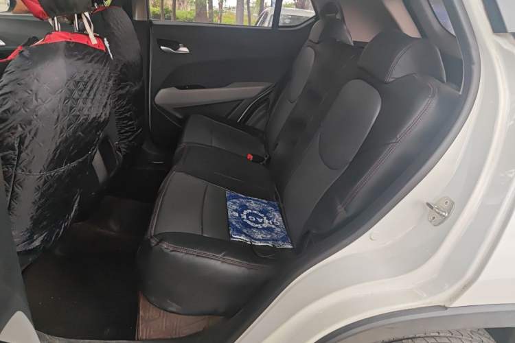 Used Baojun 510 2019 1.5L Manual Jingxiang Model 77kW China VI Emission Standard Left Rear Seat