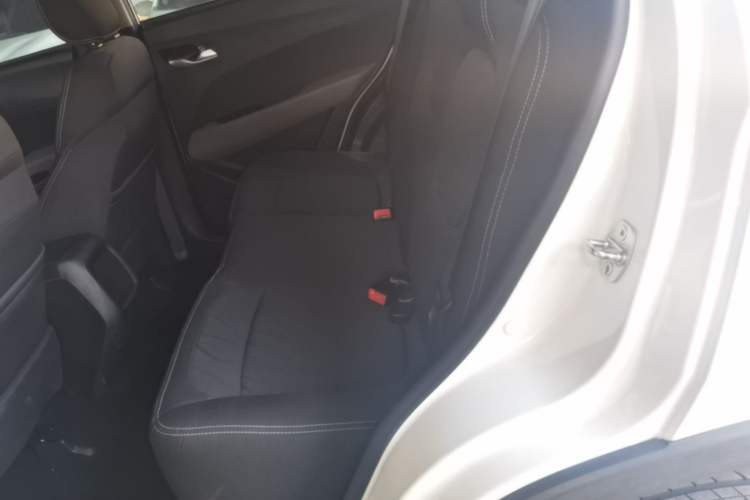 Used Baojun 510 2019 1.5L Manual Jingxiang Model 73kW China VI Emission Standard Left Rear Seat