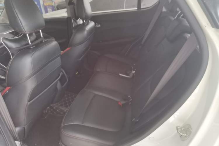 Used Baojun 510 2019 1.5L CVT Enjoyment Model China VI Emission Standard Left Rear Seat