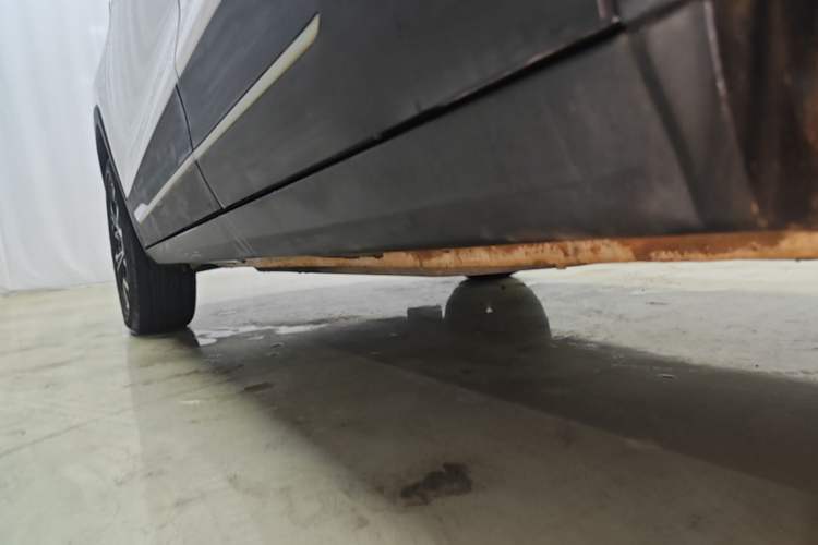 Used Baojun 510 2019 1.5L Automatic Premium Version National V Left Side Sill