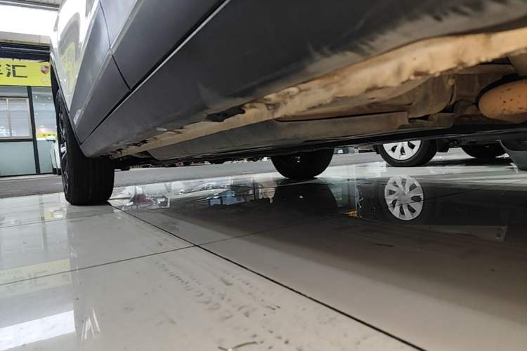 Used Baojun 510 2019 1.5L Automatic Premium Version National V Left Side Sill