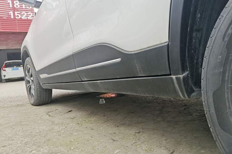 Used Baojun 510 2019 1.5L Manual Enjoyment Model 77kW China VI Left Side Sill