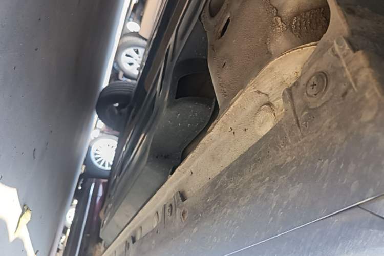 Used Baojun 510 2019 1.5L Automatic Premium Version China VI Left Side Sill