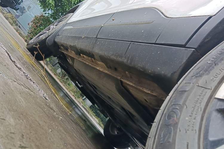 Used Baojun 510 2019 1.5L Automatic Premium Version National V Left Side Sill