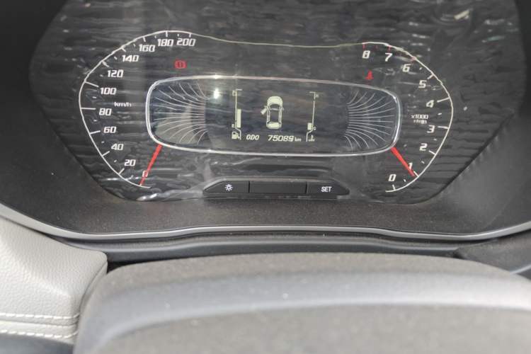 Used Baojun 510 2019 1.5L Manual Enjoyment Model 77kW China VI Emission Standard Odometer Close Up