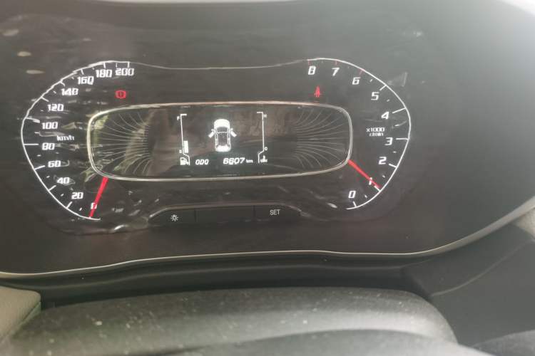 Used Baojun 510 2019 1.5L Manual Enjoyment Model 77kW China VI Emission Standard Odometer Close Up