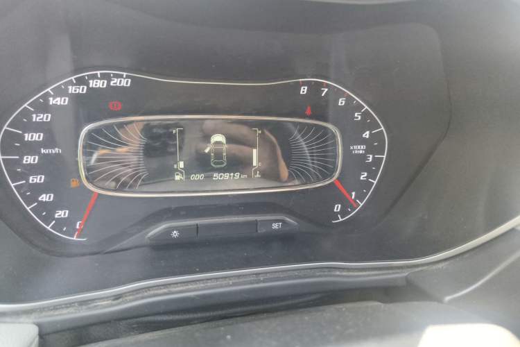 Used Baojun 510 2019 1.5L Manual Enjoyment Model China V Odometer Close Up