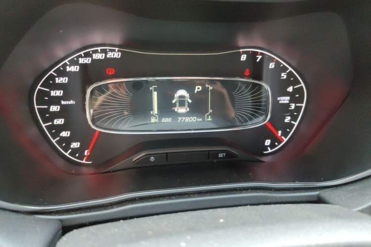 Used Baojun 510 2019 1.5L CVT Enjoyment Model China VI Emission Standard Odometer Close Up