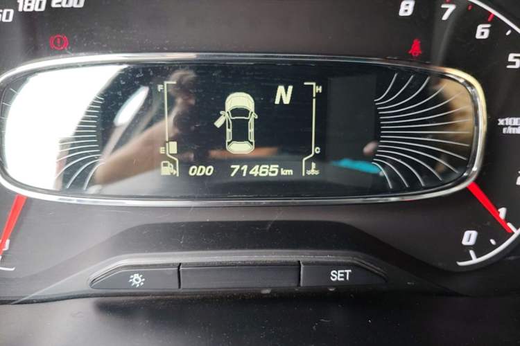 Used Baojun 510 2019 1.5L Automatic Premium Version National V Odometer Close Up