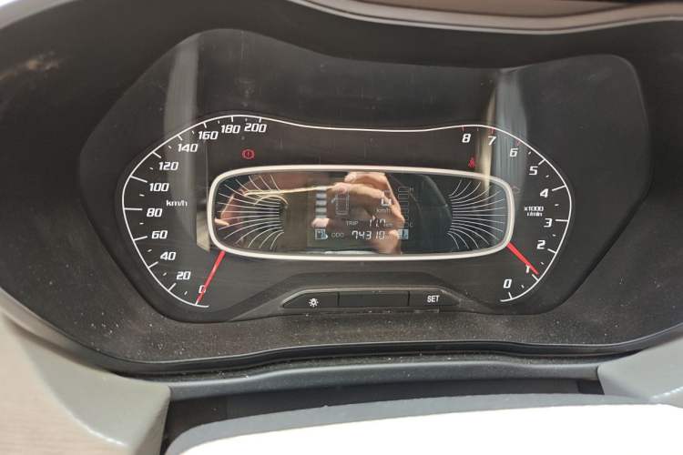Used Baojun 510 2019 1.5L Manual Jingxiang Model 77kW China VI Emission Standard Odometer Close Up