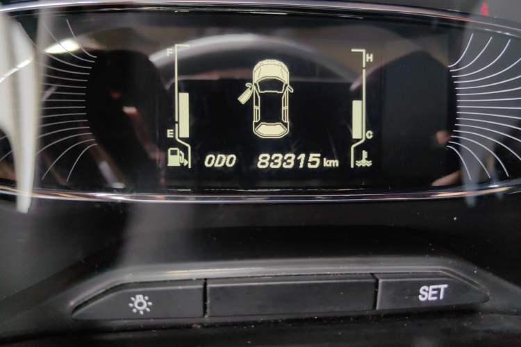 Used Baojun 510 2019 1.5L Manual Prestige Version China V Emission Standard Odometer Close Up