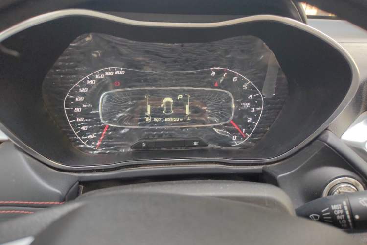 Used Baojun 510 2019 1.5L CVT Enjoyment Model China VI Emission Standard Odometer Close Up