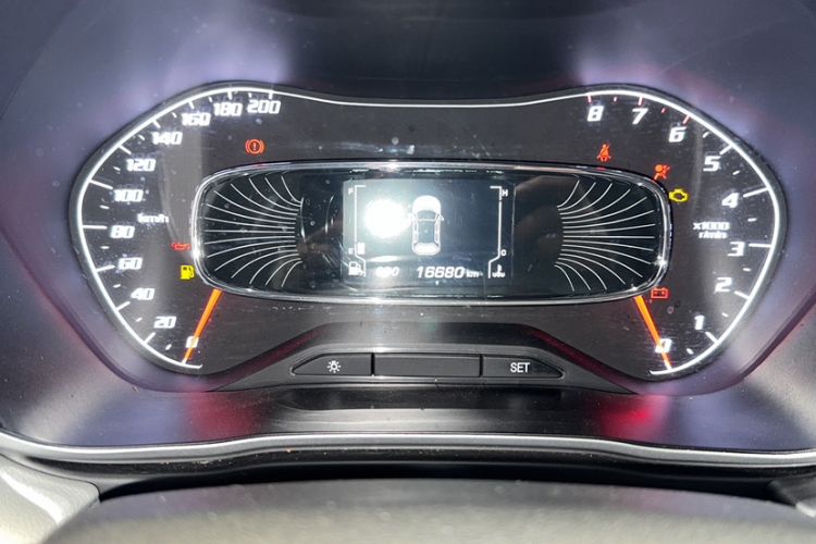 Used Baojun 510 2019 1.5L Manual Enjoyment Model China V Odometer Close Up