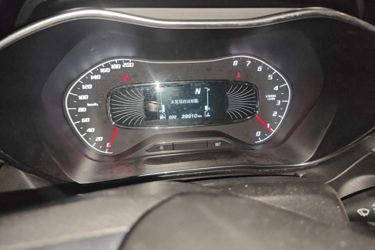 Used Baojun 510 2019 1.5L CVT Enjoyment Model China VI Emission Standard Odometer Close Up