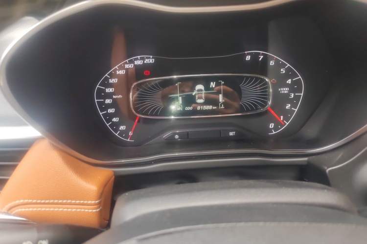 Used Baojun 510 2019 1.5L Automatic Premium Version National V Odometer Close Up