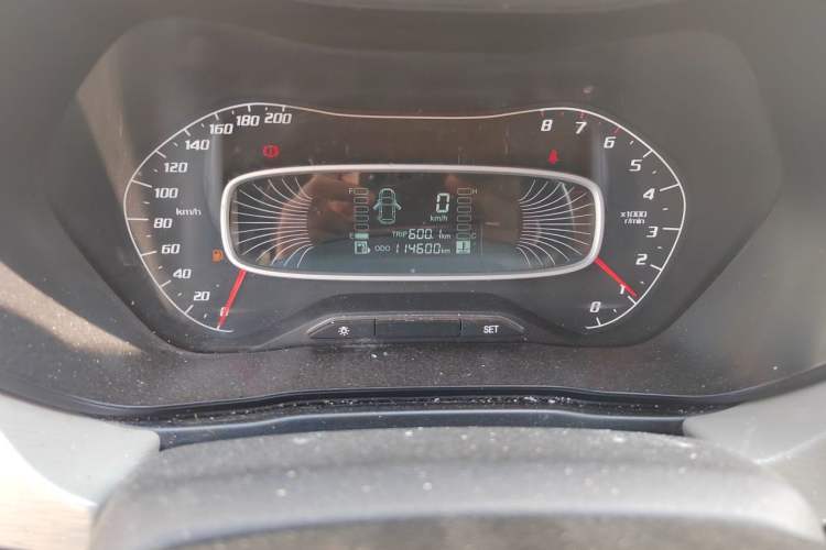 Used Baojun 510 2019 1.5L Manual Jingxiang Model China V Emission Standard Odometer Close Up