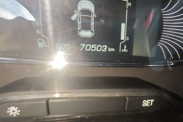 Used Baojun 510 2019 1.5L Manual Prestige Version China V Emission Standard Odometer Close Up