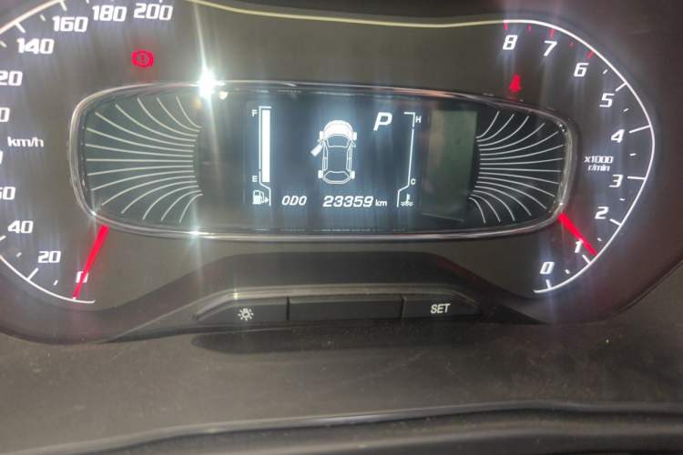 Used Baojun 510 2019 1.5L CVT Enjoyment Model China VI Emission Standard Odometer Close Up