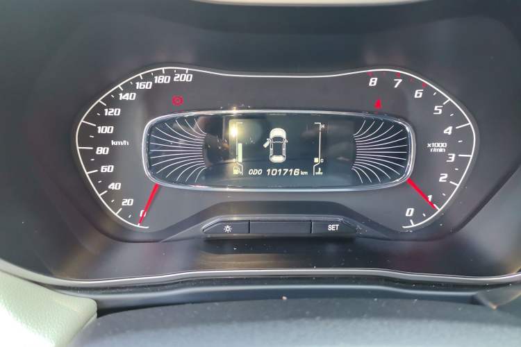 Used Baojun 510 2019 1.5L Manual Enjoyment Model China V Odometer Close Up