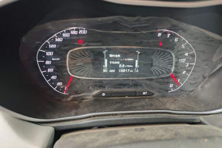 Used Baojun 510 2019 1.5L Manual Enjoyment Model 77kW China VI Emission Standard Odometer Close Up
