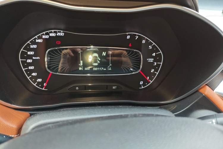 Used Baojun 510 2019 1.5L Automatic Premium Version National V Odometer Close Up