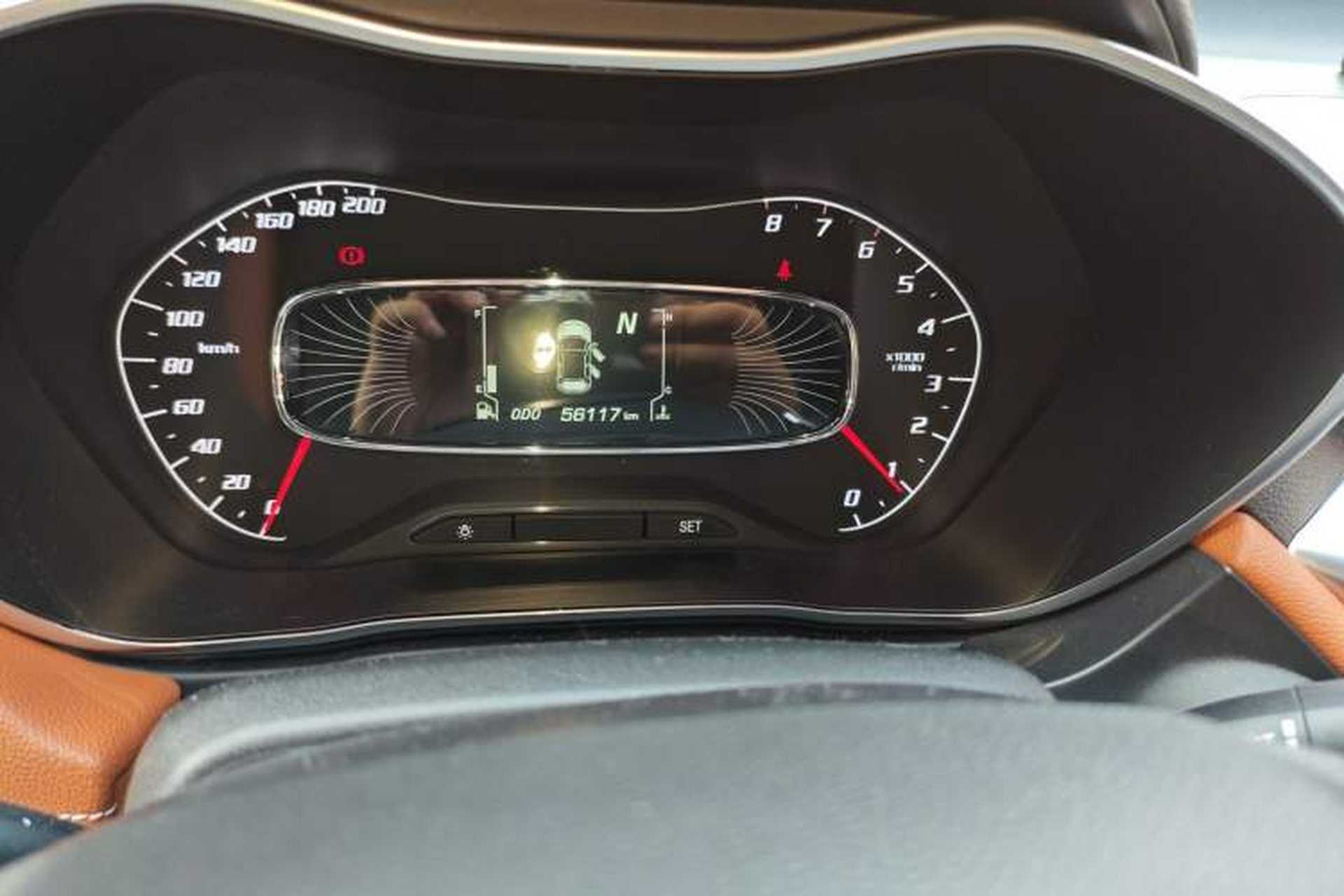 Used Baojun 510 2019 1.5L Automatic Premium Version National V Odometer Close Up