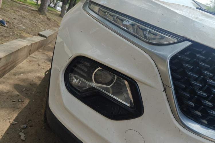 Used Baojun 510 2019 1.5L Manual Prestige Version China V Emission Standard Right Front Headlight