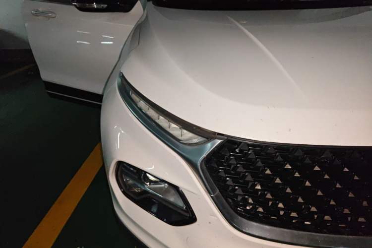 Used Baojun 510 2019 1.5L Manual Prestige Version China V Emission Standard Right Front Headlight