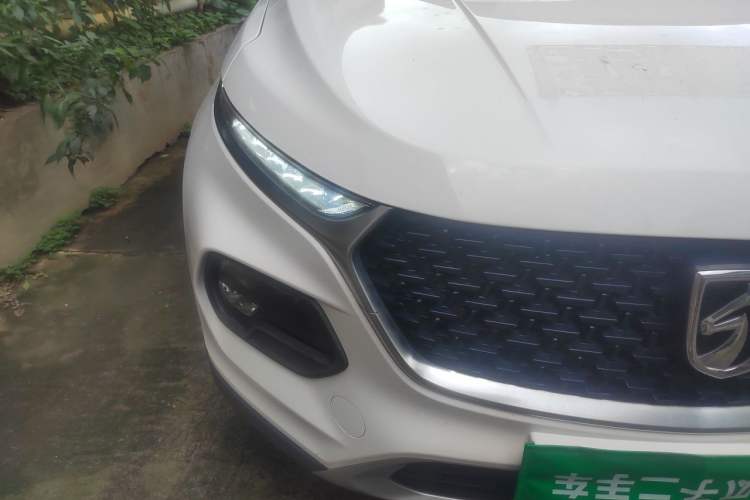 Used Baojun 510 2019 1.5L Automatic Premium Version National V Right Front Headlight