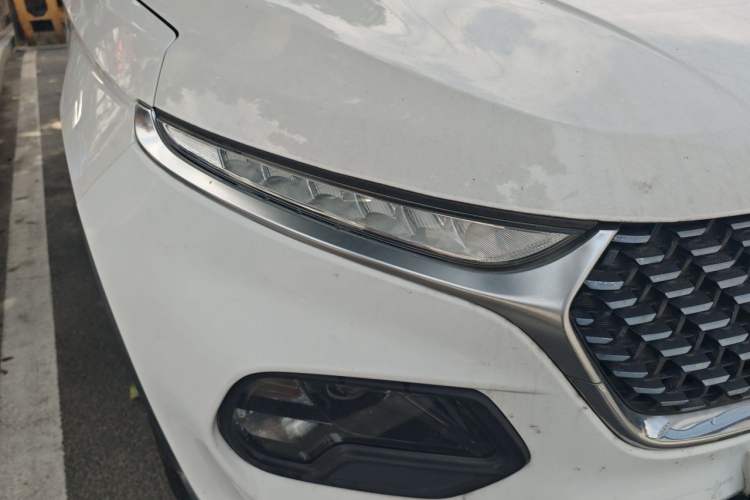 Used Baojun 510 2019 1.5L Manual Prestige Version China V Emission Standard Right Front Headlight