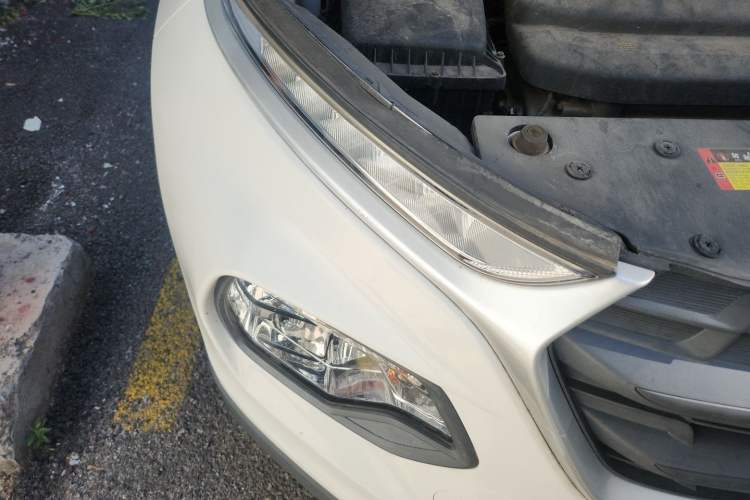 Used Baojun 510 2019 1.5L Manual Jingxiang Model 77kW China VI Emission Standard Right Front Headlight