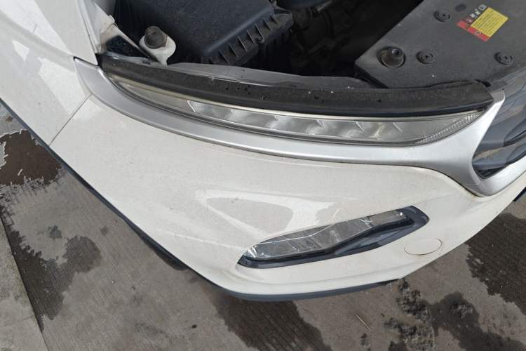 Used Baojun 510 2019 1.5L Manual Jingxiang Model 73kW China VI Emission Standard Right Front Headlight