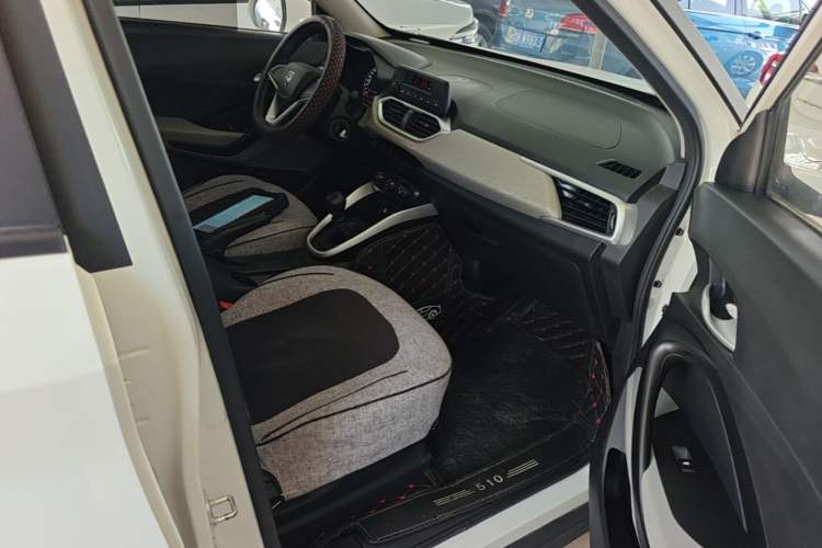 Used Baojun 510 2019 1.5L Manual Jingxiang Model 77kW China VI Emission Standard Right Front Seat