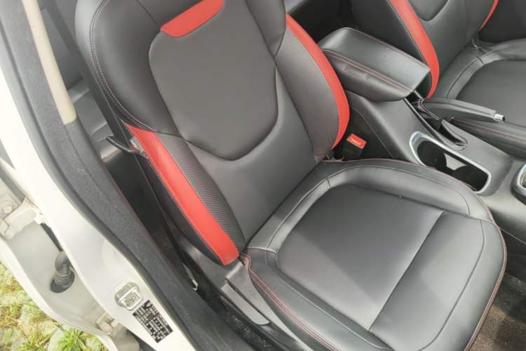 Used Baojun 510 2019 1.5L CVT Enjoyment Model China VI Emission Standard Right Front Seat