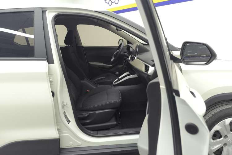 Used Baojun 510 2019 1.5L Manual Jingxiang Model 77kW China VI Emission Standard Right Front Seat
