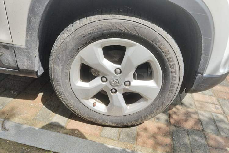 Used Baojun 510 2019 1.5L Manual Enjoyment Model China V Right Front Wheel Hub