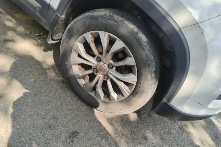 Used Baojun 510 2019 1.5L Manual Enjoyment Model China V Right Front Wheel Hub