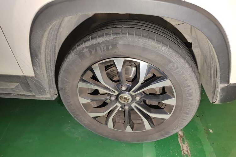 Used Baojun 510 2019 1.5L Automatic Prestige Edition China V Right Front Wheel Hub