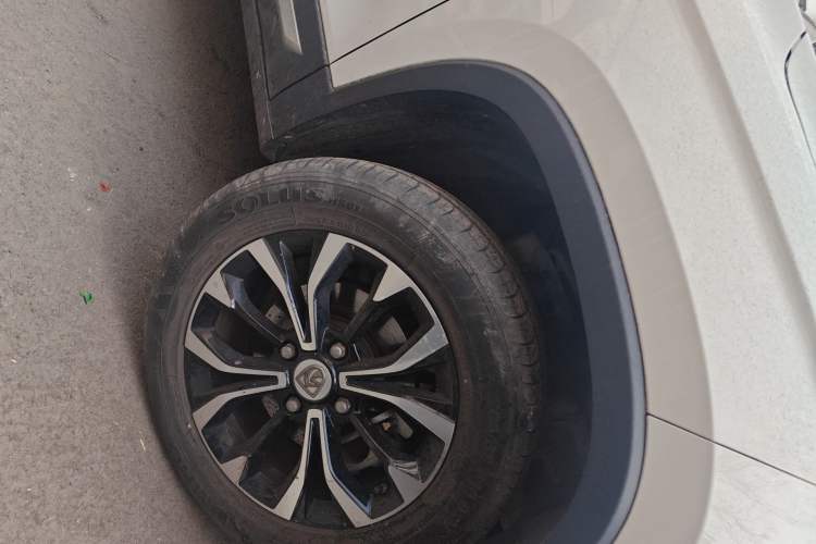 Used Baojun 510 2019 1.5L Manual Prestige Version 73kW China VI Emission Standard Right Front Wheel Hub
